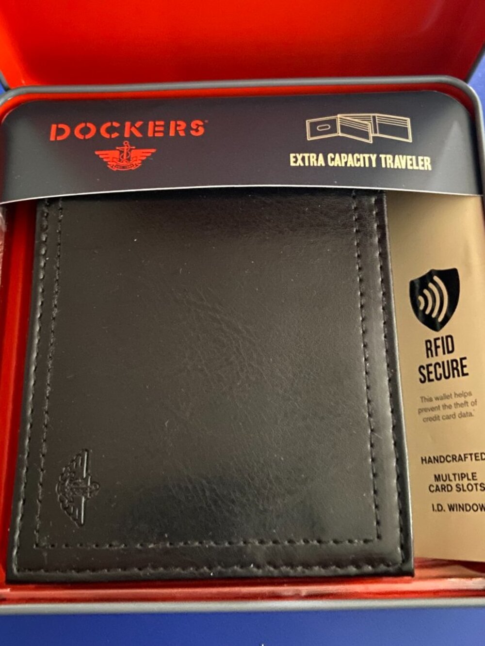 Dockers Men's Extra Capacity Wallet & Tin Gift Box ~ RFID ~ Black ~ NEW W/TAGS